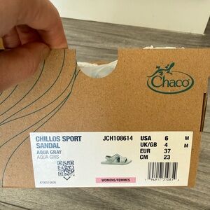 NWT Chaco Chillos Sport Sandal in Aqua and Gray